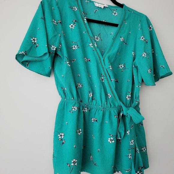 PINK ROSE | Floral Top - Picture 3 of 3